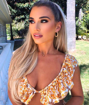Billie Faiers
